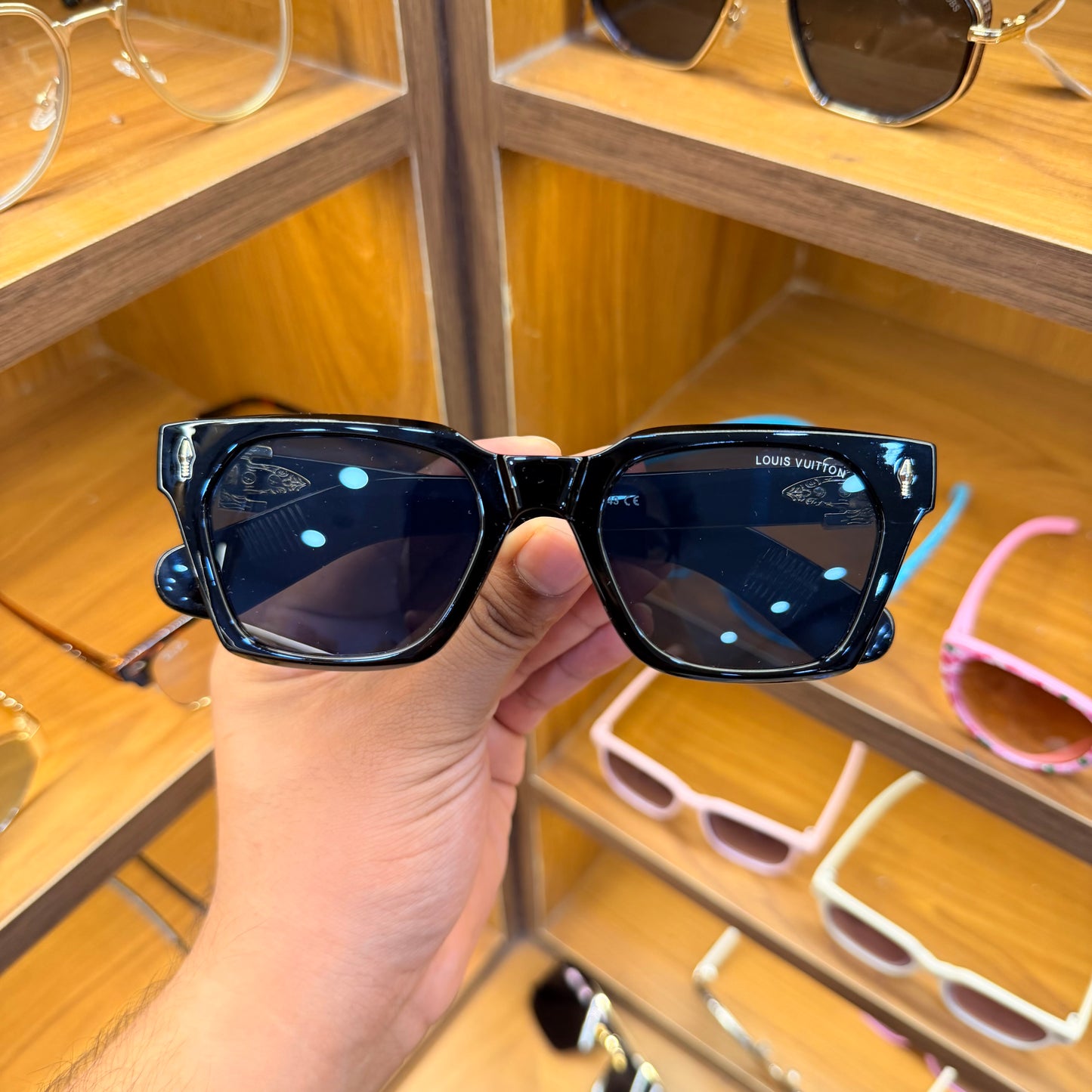 LV KZ1139 Black Rectangle Premium Sunglasses