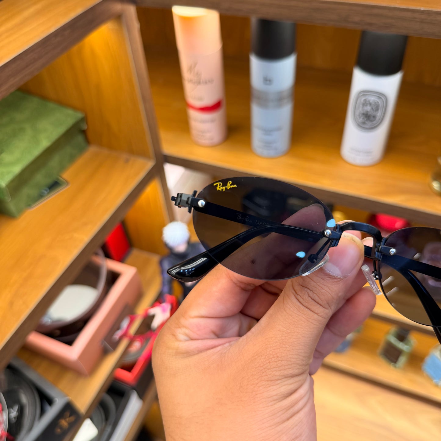 Ray Ban Oval Black frame-less Premium Sunglass