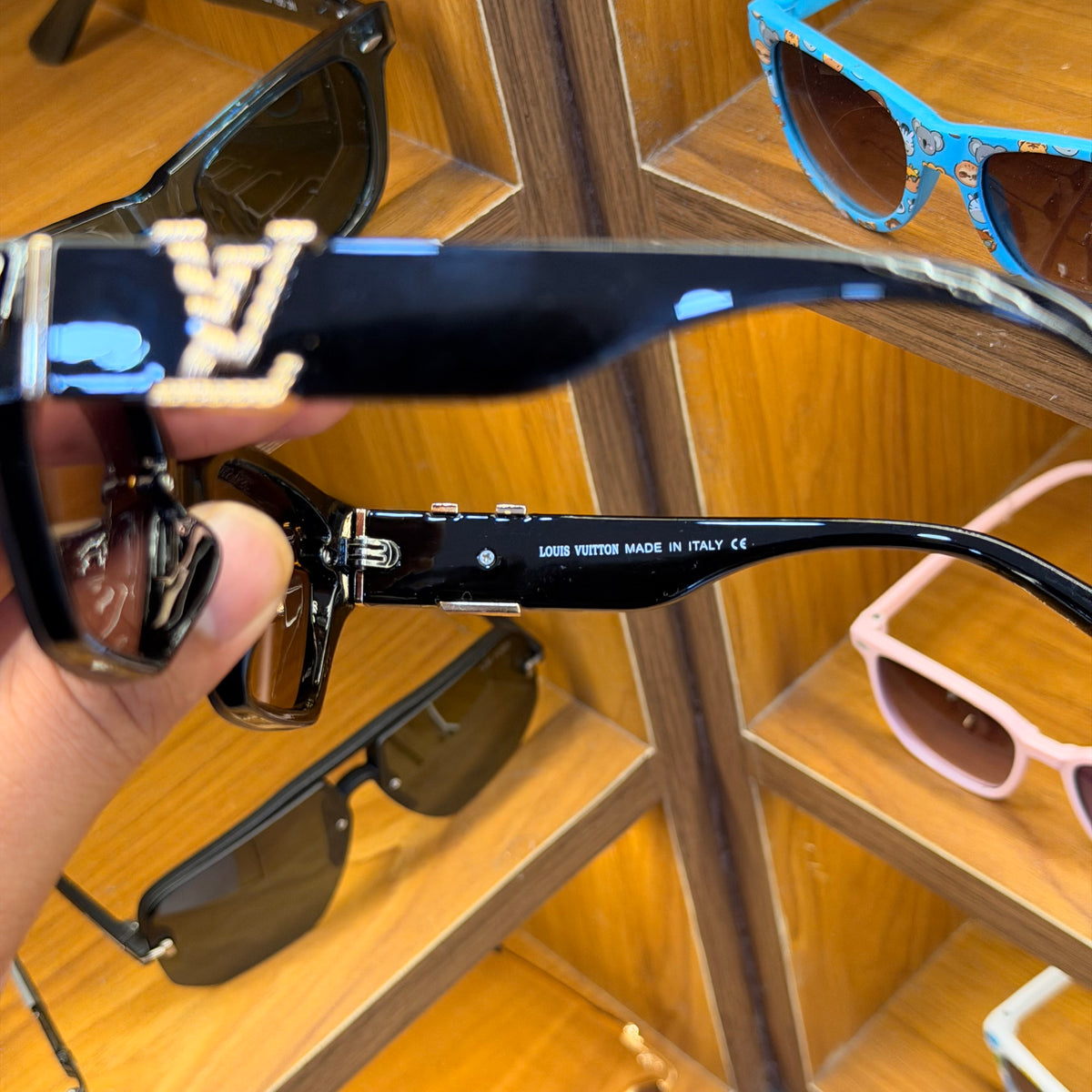 LV 8322 Stylish Designer Premium Luxury Sunglass