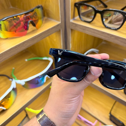 Gentle Monster black Mirror Lens [ South Side 01 ] Acetate Square Glasses in Black 48-22-152