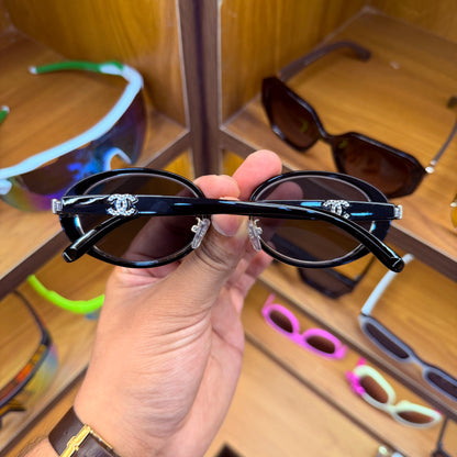 CHANEL Black Oval Stylish Trendy Premium Sunglasses