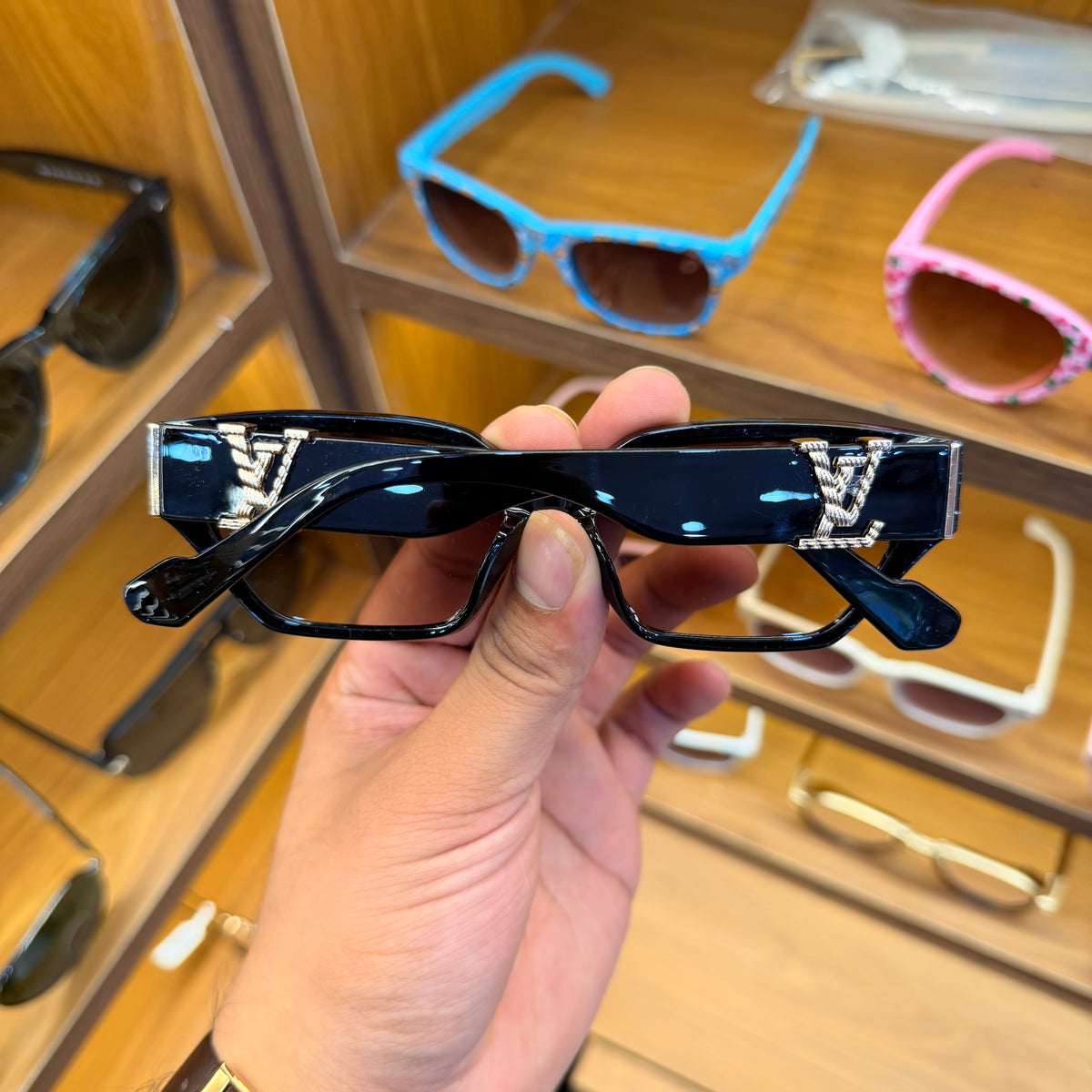 LV 8322 Stylish Designer Premium Luxury Sunglass