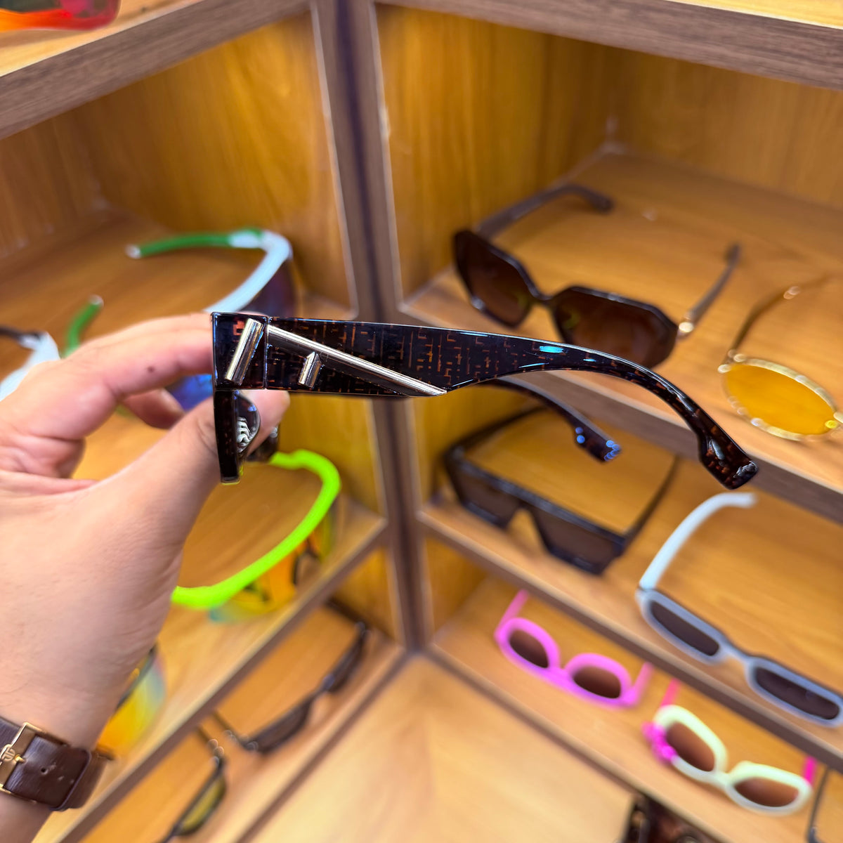 FENDI Black Textured Premium Sunglasses