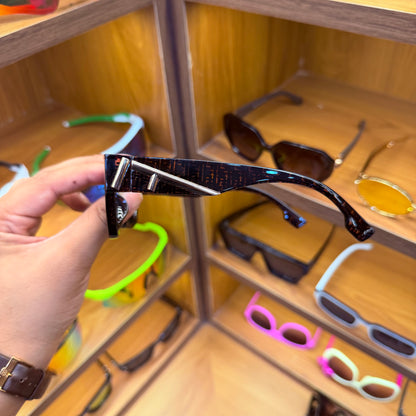 FENDI Black Textured Premium Sunglasses