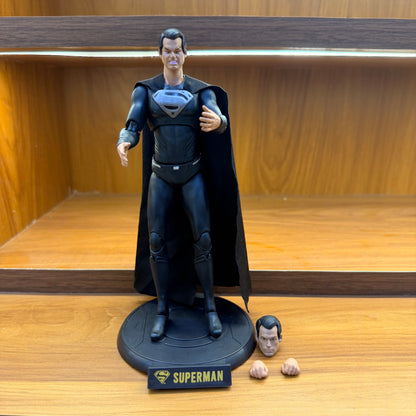 Superman Action Figure with Interchangeable Head & Hands – Collectible Figure