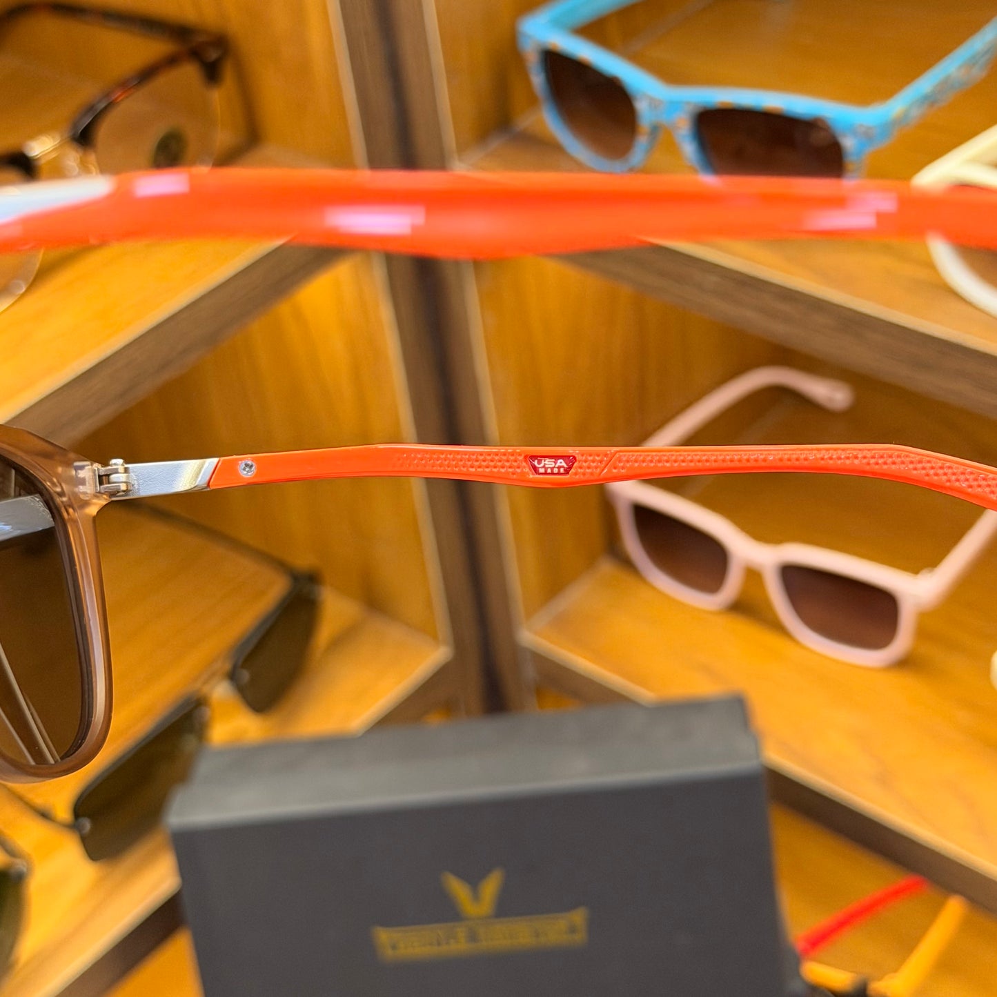 Oakley Polarised Grey-Orange Premium Sunglass