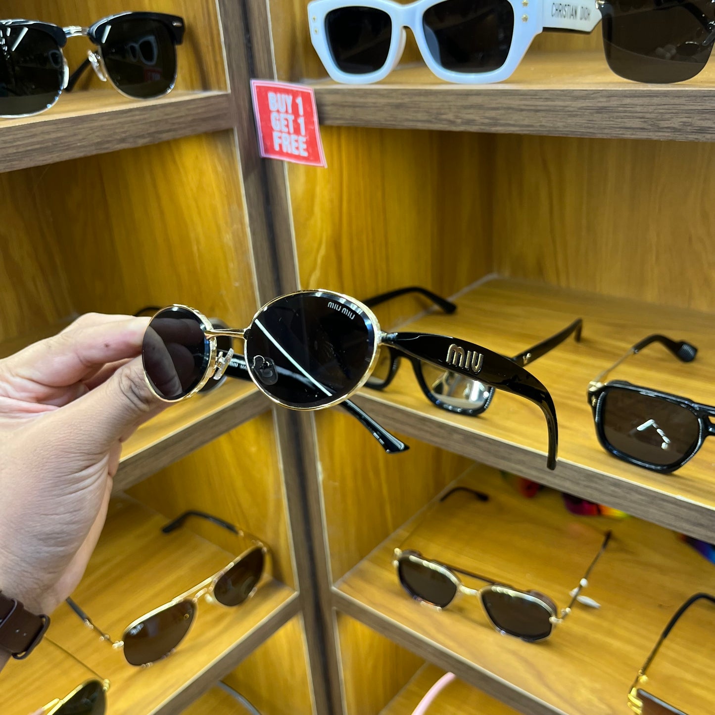 Miu Miu Oval Trending Premium Sunglass