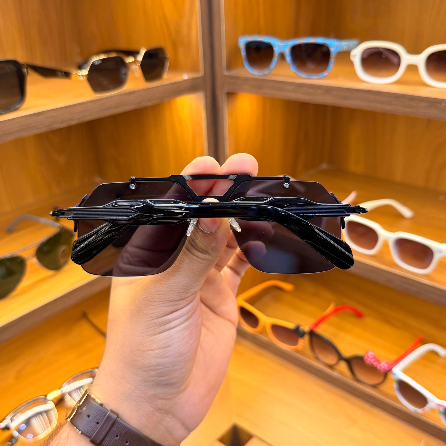Metal Aviator Rimless Sunglasses for Unisex, Frameless Profile, for Everyday Wear