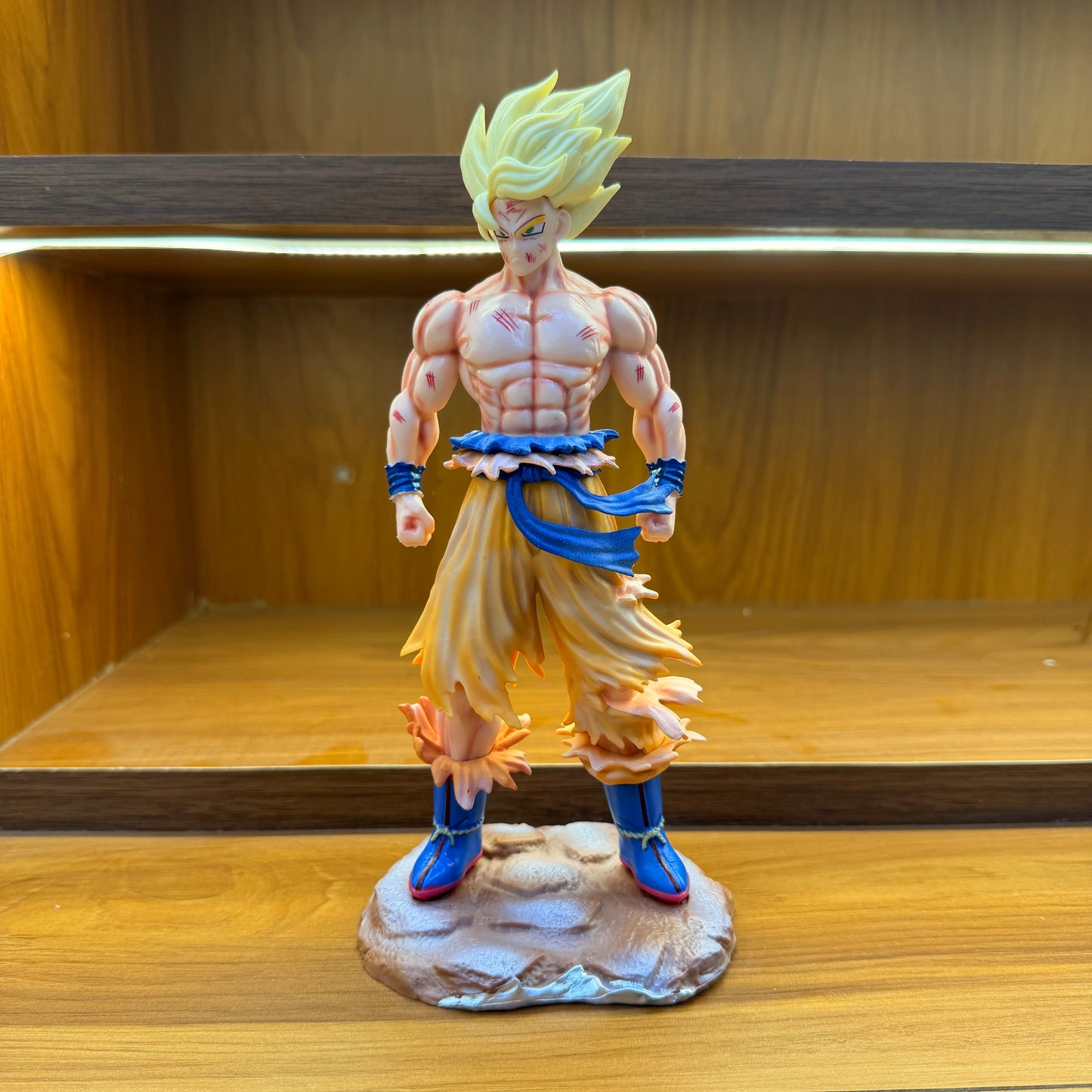 Super Saiyan Goku Golden Hair Action Figure – Dragon Ball Z Anime Collectible