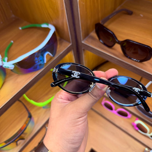 CHANEL Black Oval Stylish Trendy Premium Sunglasses