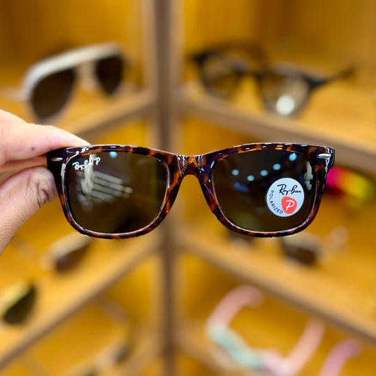 Ray Ban Brown Classic Wayfarer Polarised Sunglasses For Men’s & Women’s Both