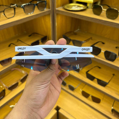 Hydra White Blue With Cover, Best Sports Sunglass for Unisex (Men & Women)