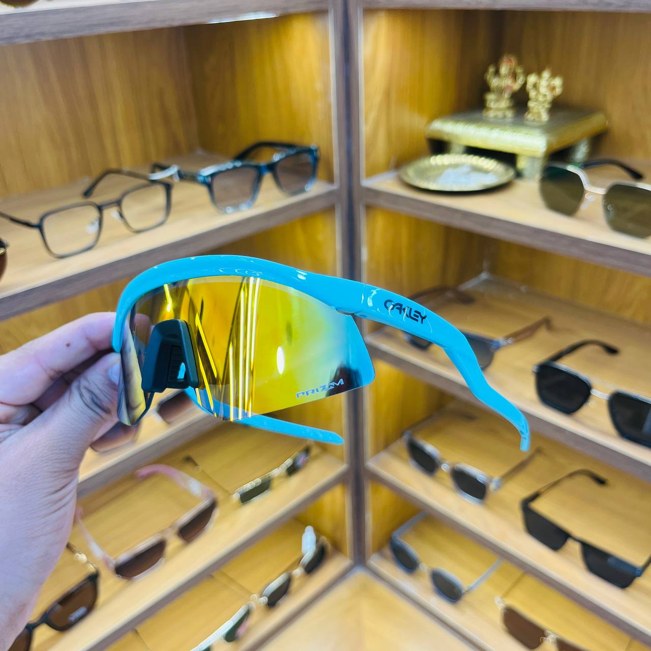 Hydra Super Cool Pacific Mercury With Cover, Best Sports Sunglass for Unisex (Men & Women)
