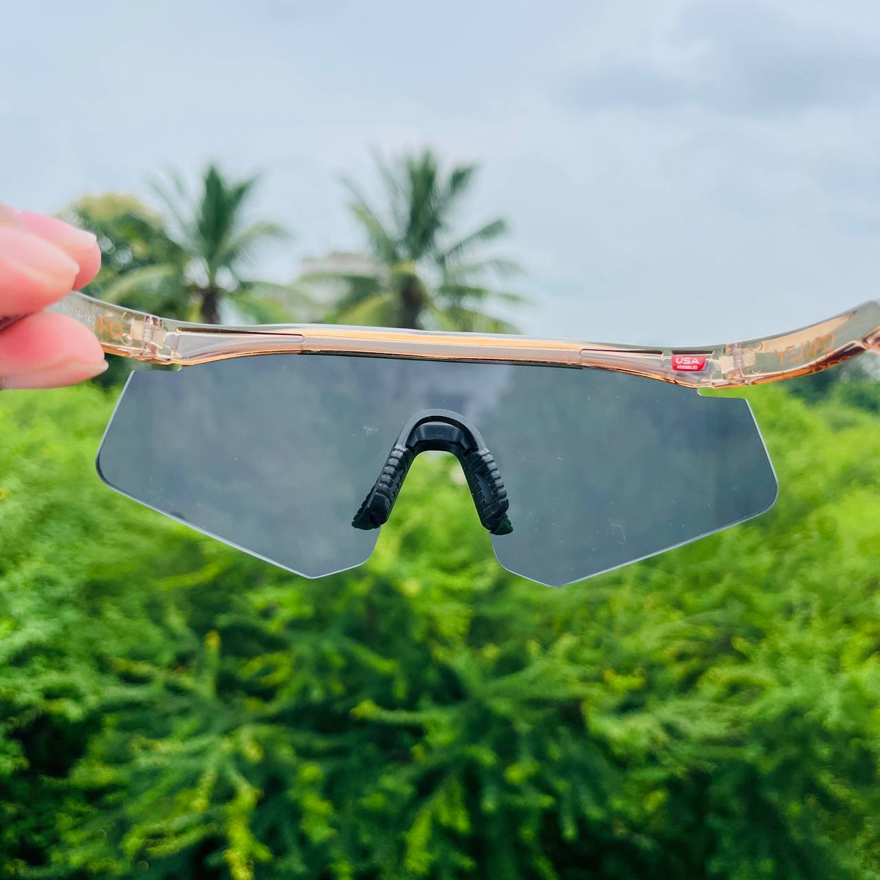 Hydra Trans Black Colour Sunglass